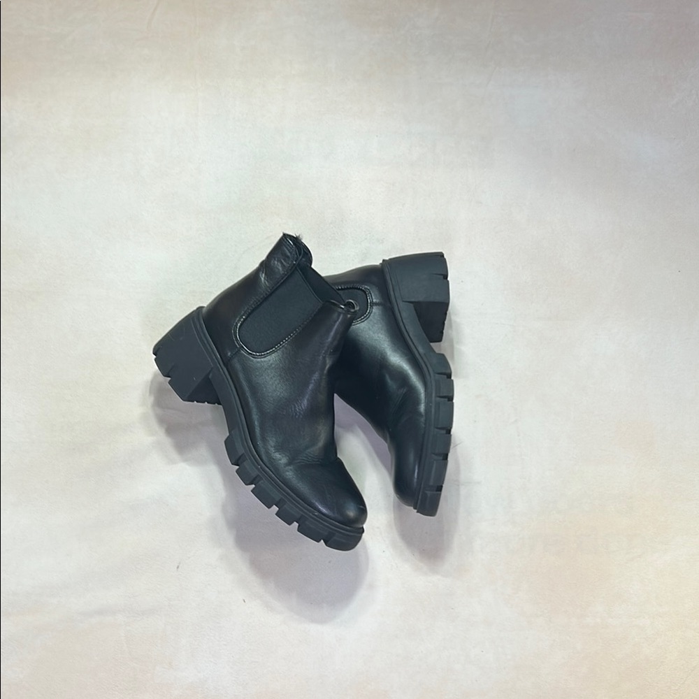 Steve Madden Howler boots